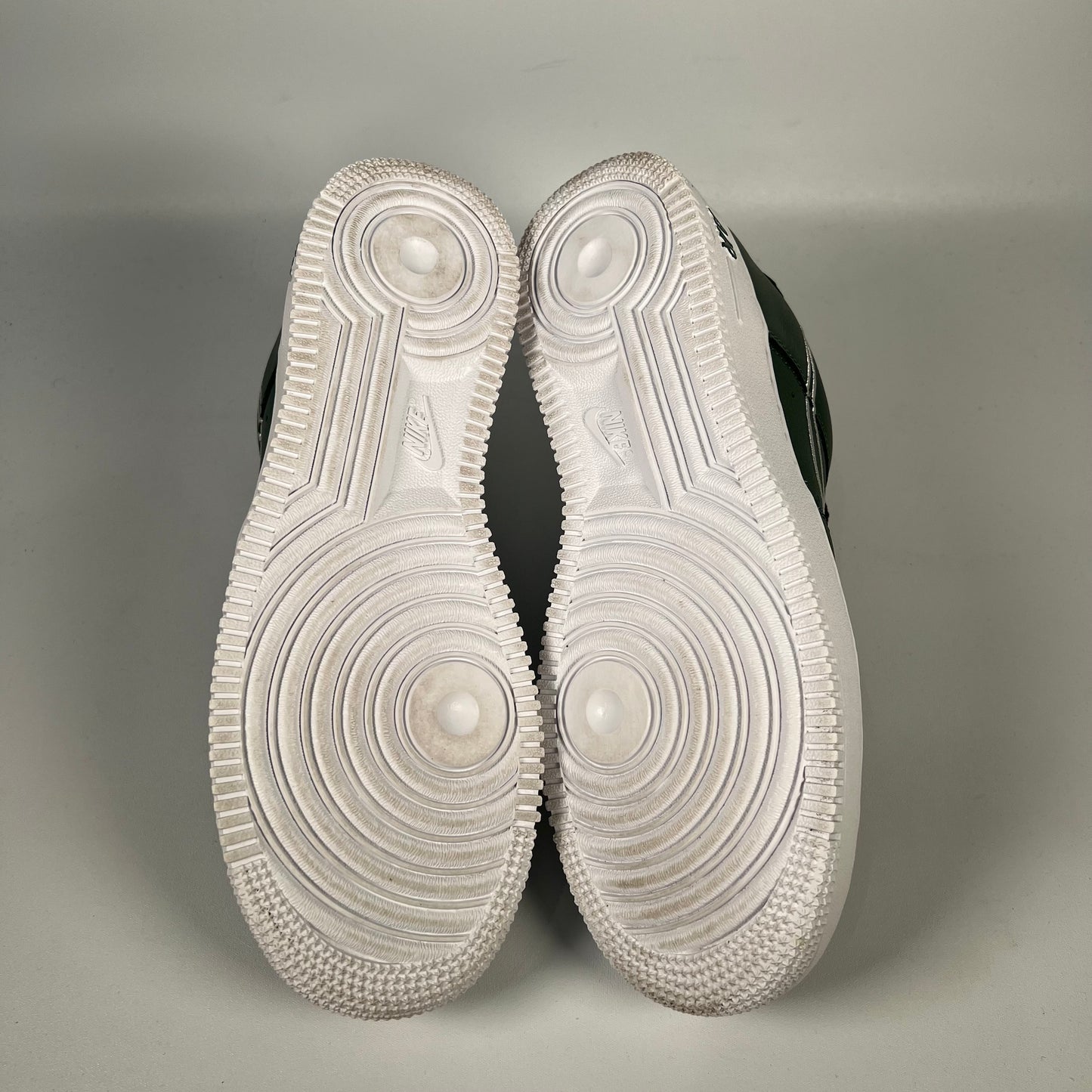 Nike Air Force One Low Hong Kong (2018) Size 8 USED s18259