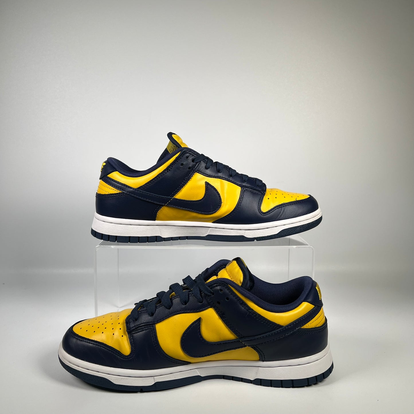 Nike Dunk Low Michican (2021) Size 8.5 USED s17956