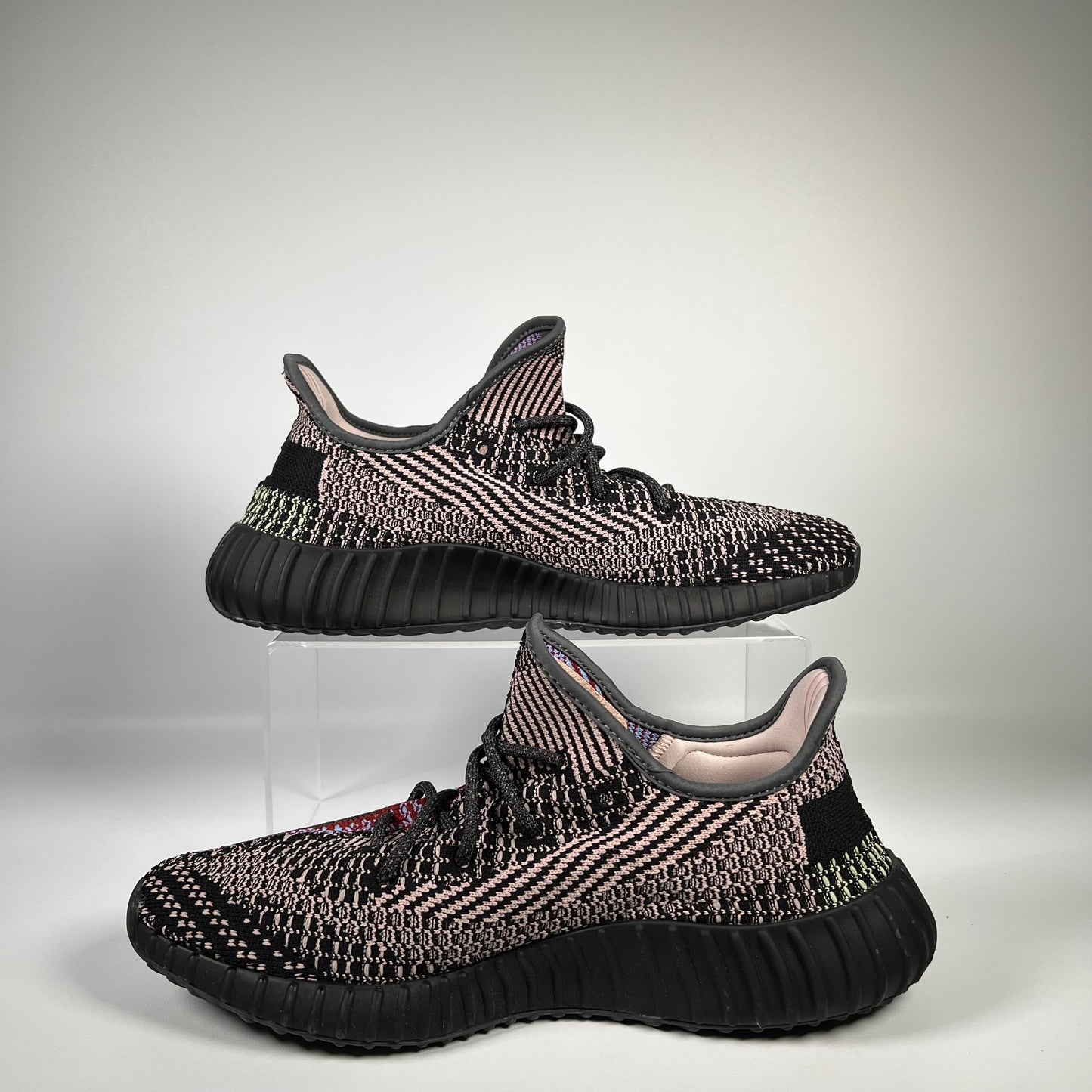 Yeezy 350 Yecheil (2019) Size 11 USED s18039