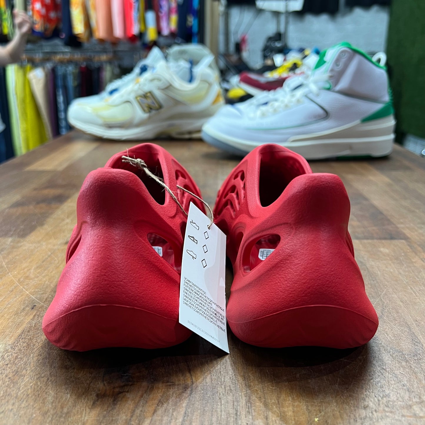 Yeezy Foam Runner Vermillion (Kids) Size 13K NEW s16419