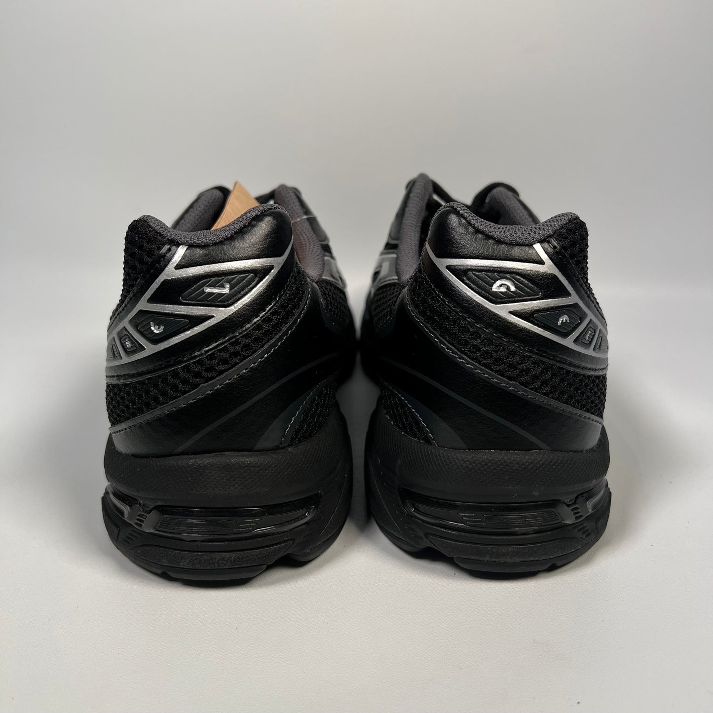 Asics Gel-1130 Black Pure Silver (2024) Size 10.5 NEW s17711