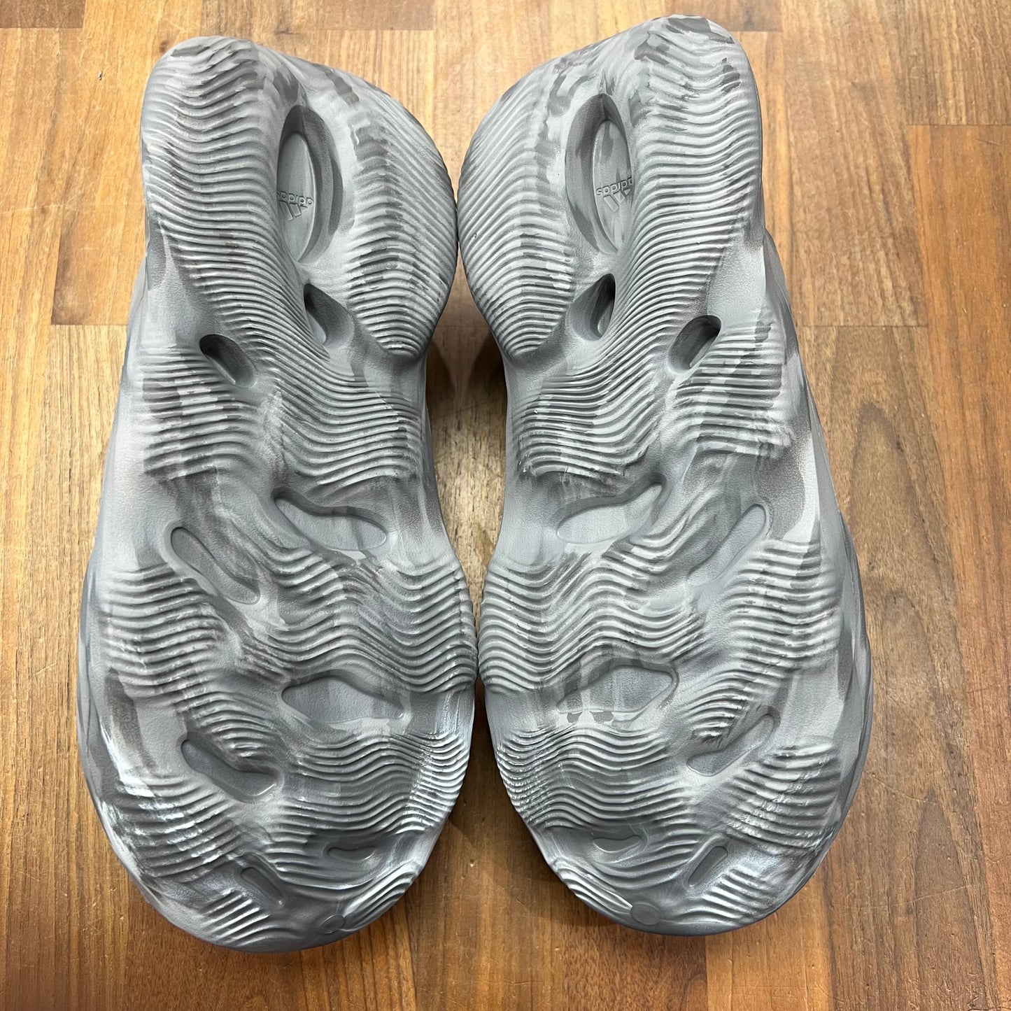 Adidas Yeezy Foam Runner MX Granite Size 11 NEW s16918