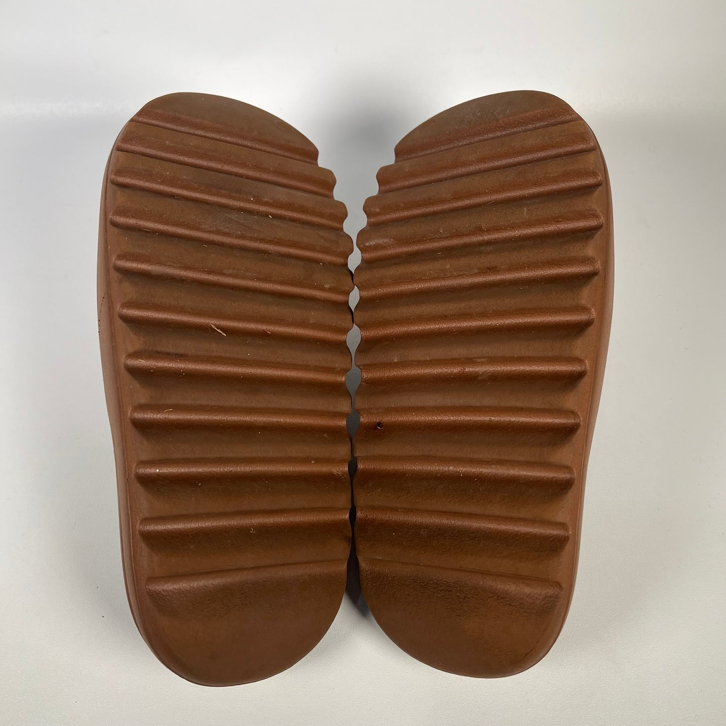 Yeezy Slide Flax (2022) Size 11 USED s17831