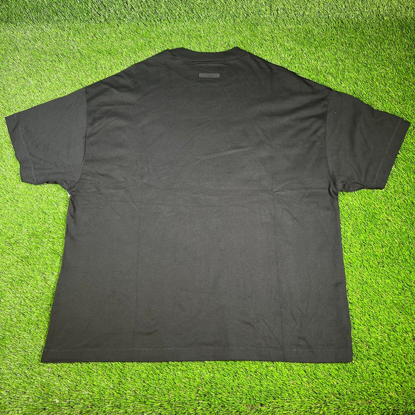 Fear of God FOG Essentials University Black Tee Size Medium NEW x14364