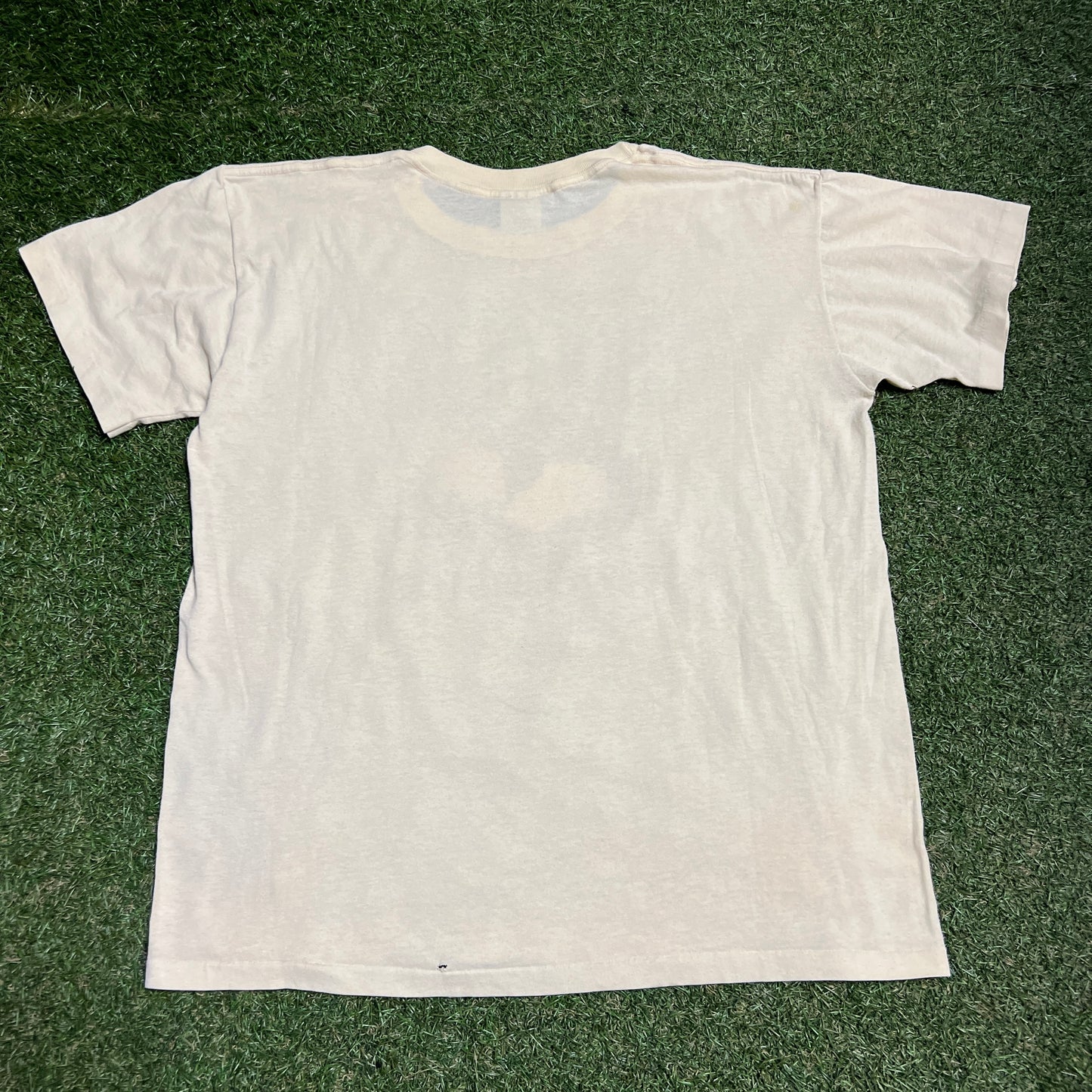 1980s "Give me all your Chocolate" Cream Tee Size Large USED v16094