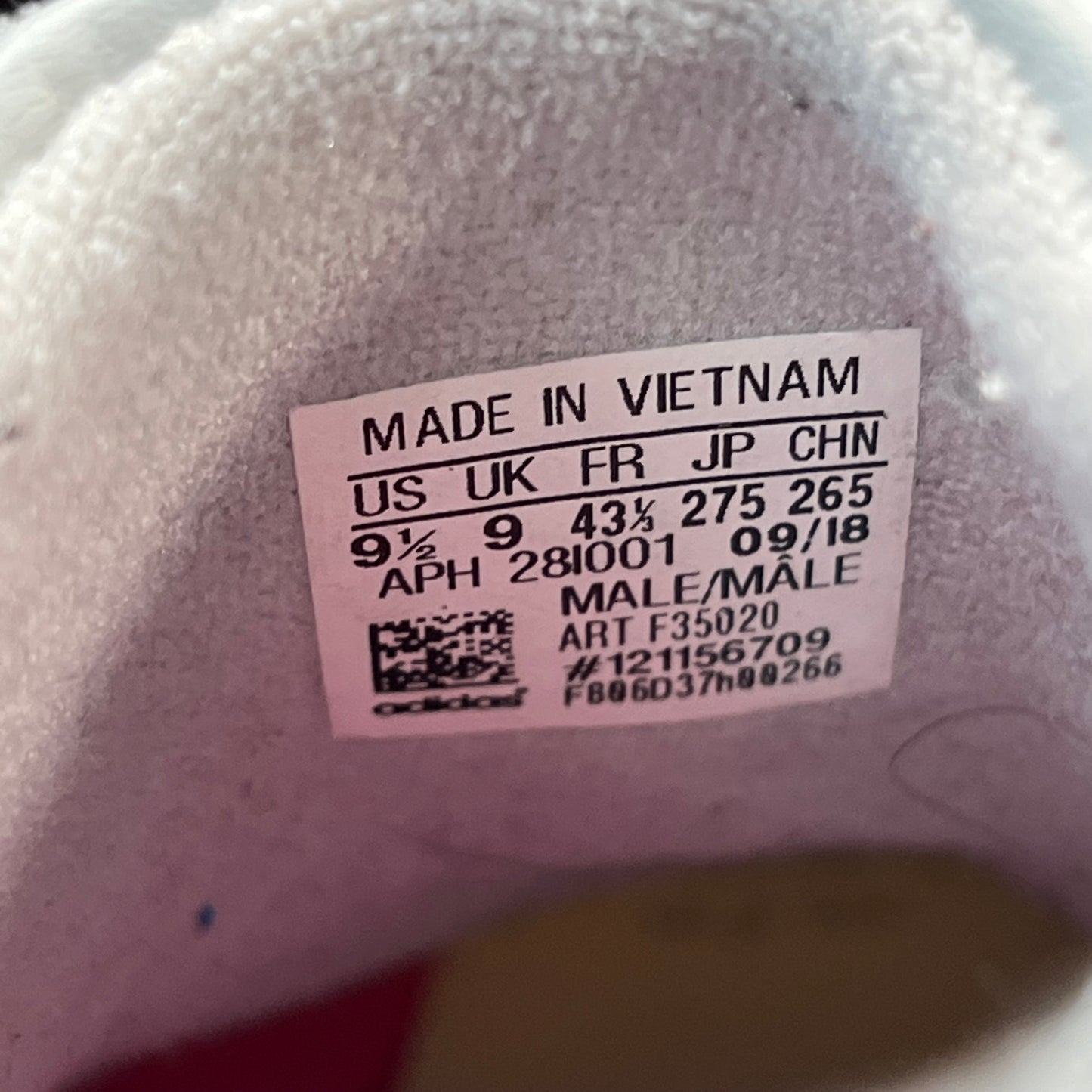 Adidas Yung-96 Grey Shock Pink (2018) Size 9.5 USED s19487