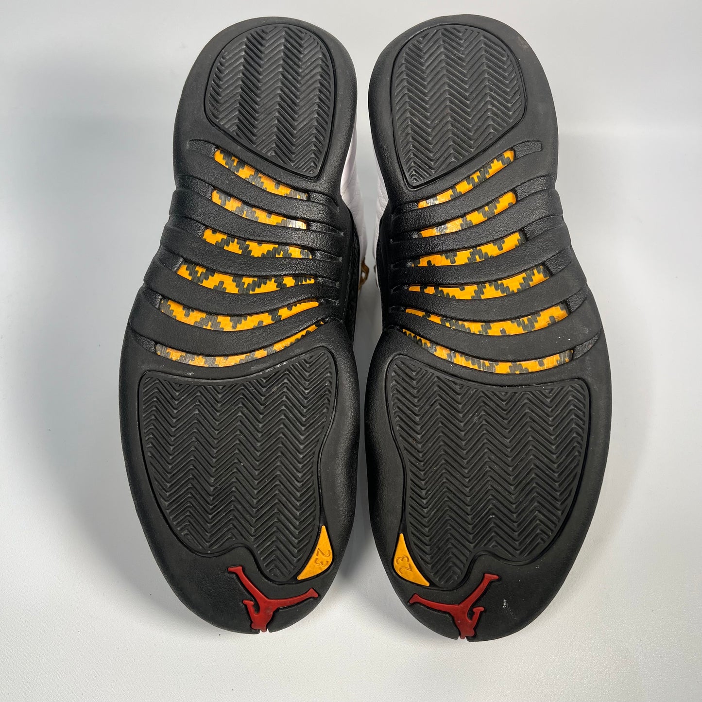 Jordan 12 Taxi (2013) Size 11 USED s17561