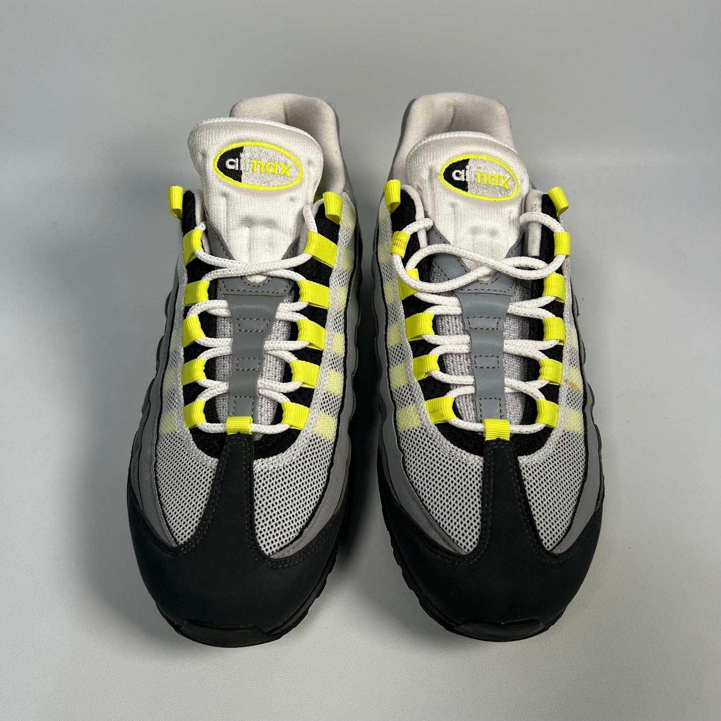 Nike Air Max 95 OG Neon (2020) Size 9 USED s17689