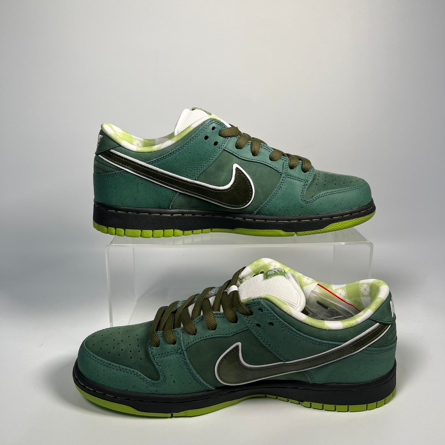 Nike SB Dunk Low Green Lobster (2018) Size 9 NEW s17795