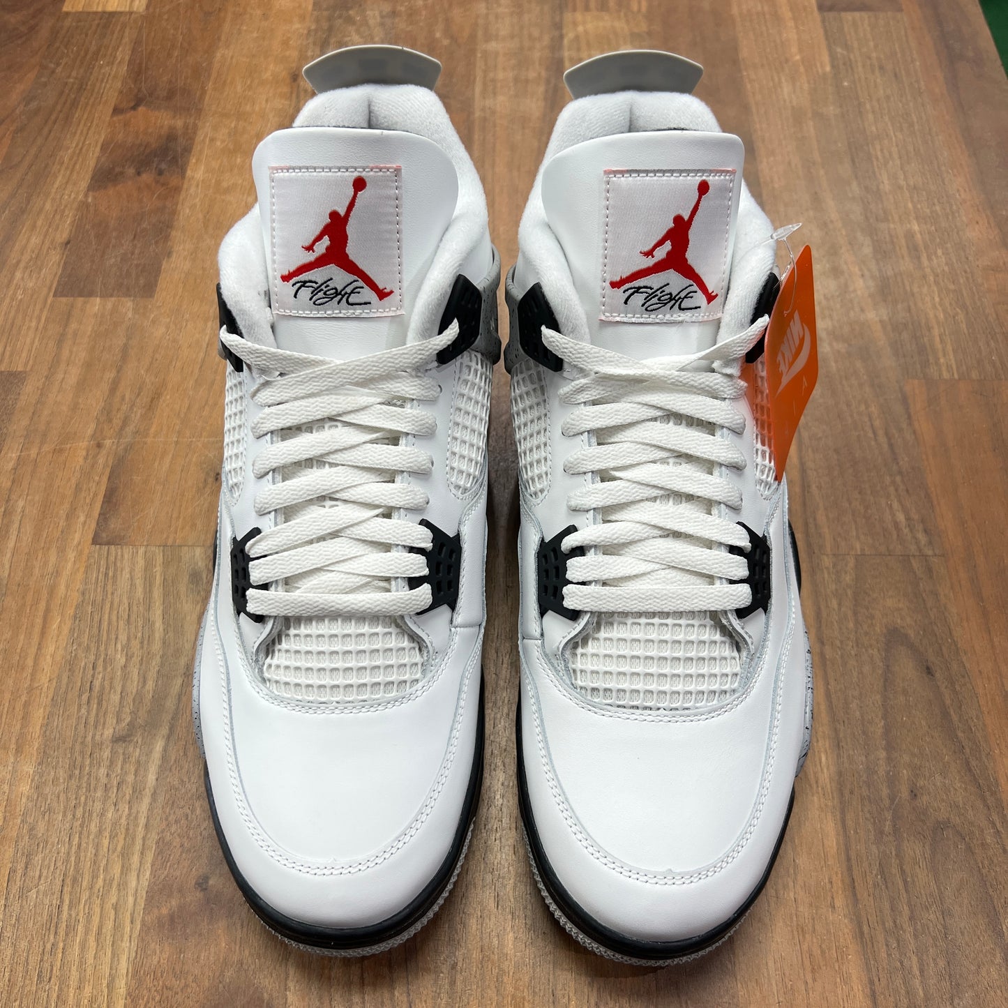 Jordan 4 White Cement (2025) Size 8 New s16900