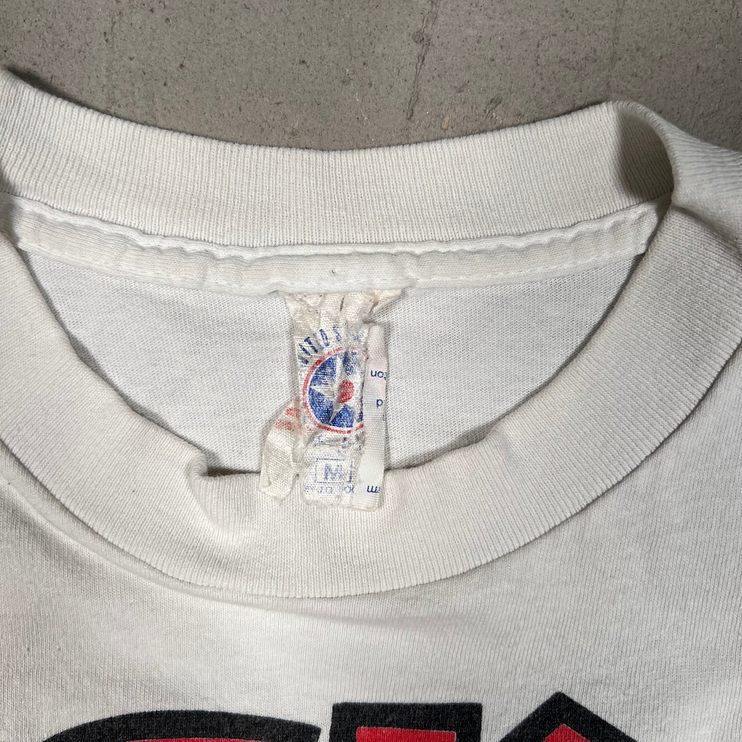 1990 Dick Tracy Large Print White Tee Size Medium USED v19539