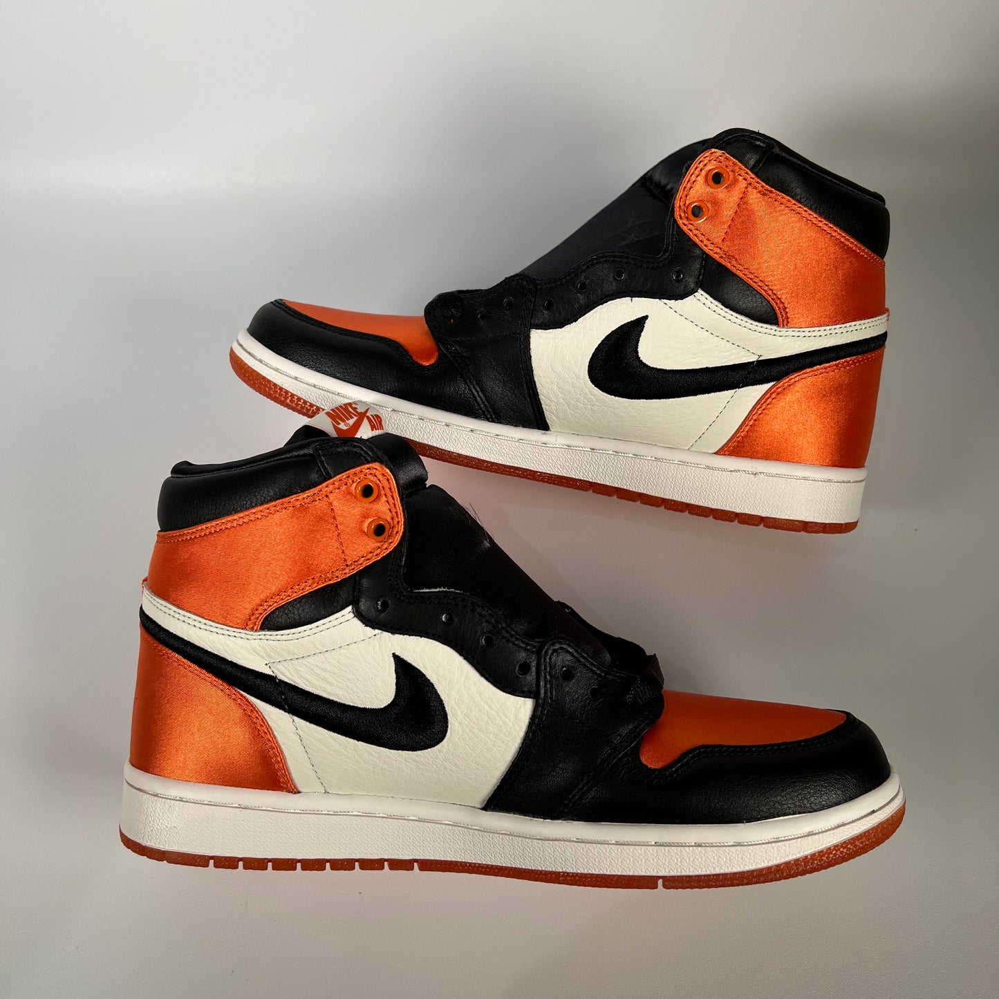 Jordan 1 High Satin Shattered Backboard Size 8m / 9.5w NEW s17465