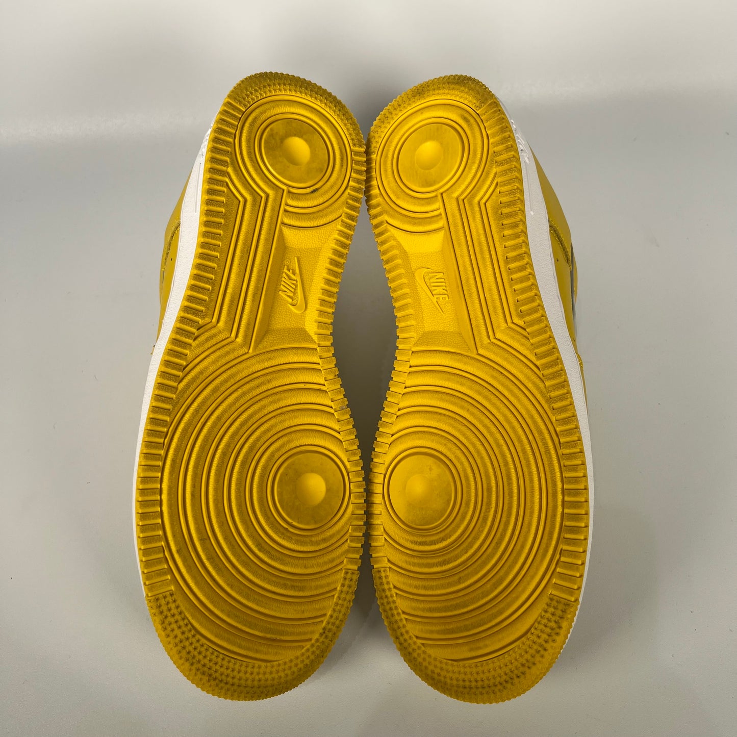 Nike Air Force One Yellow Jewel (2023) Size 10 USED S17374