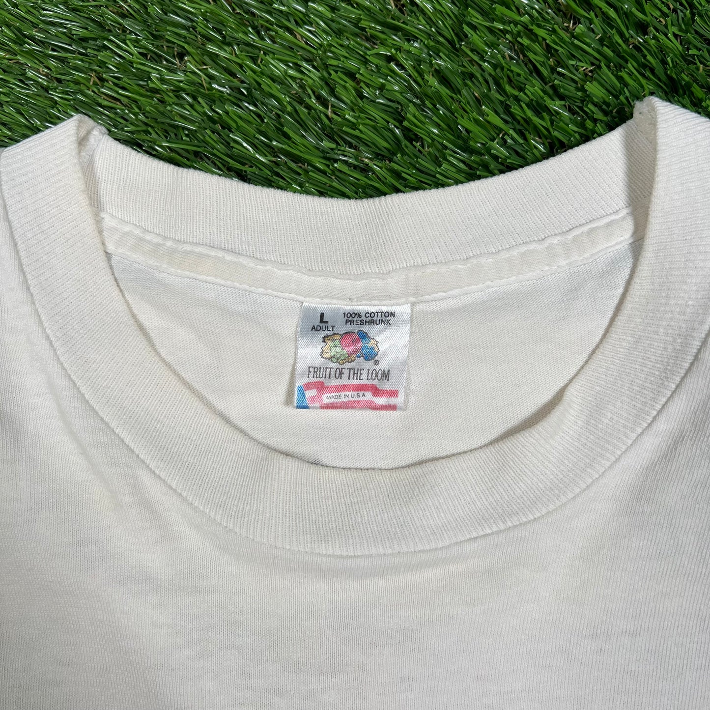 1990s White John Lennon Art Tee Size Large USED v16589