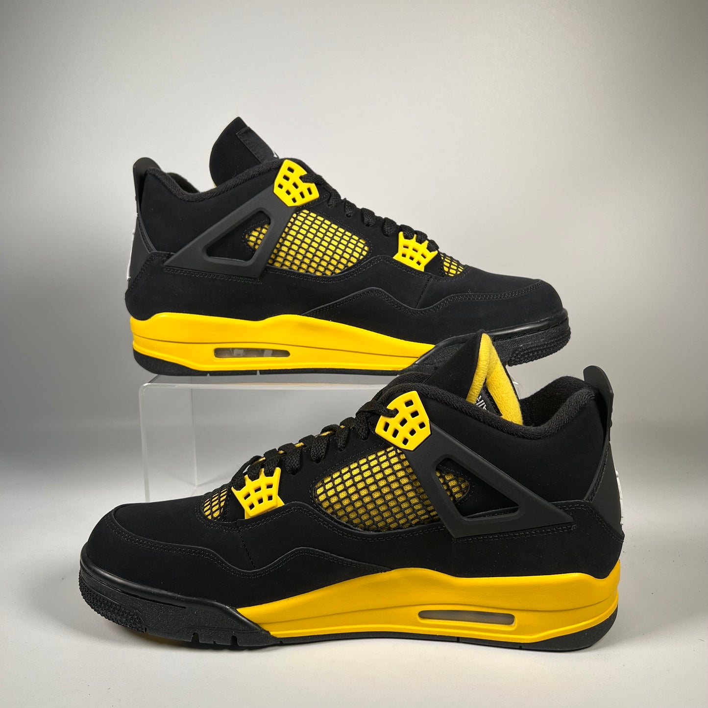 Jordan 4 Thunder (2023) Size 12 NEW s18668