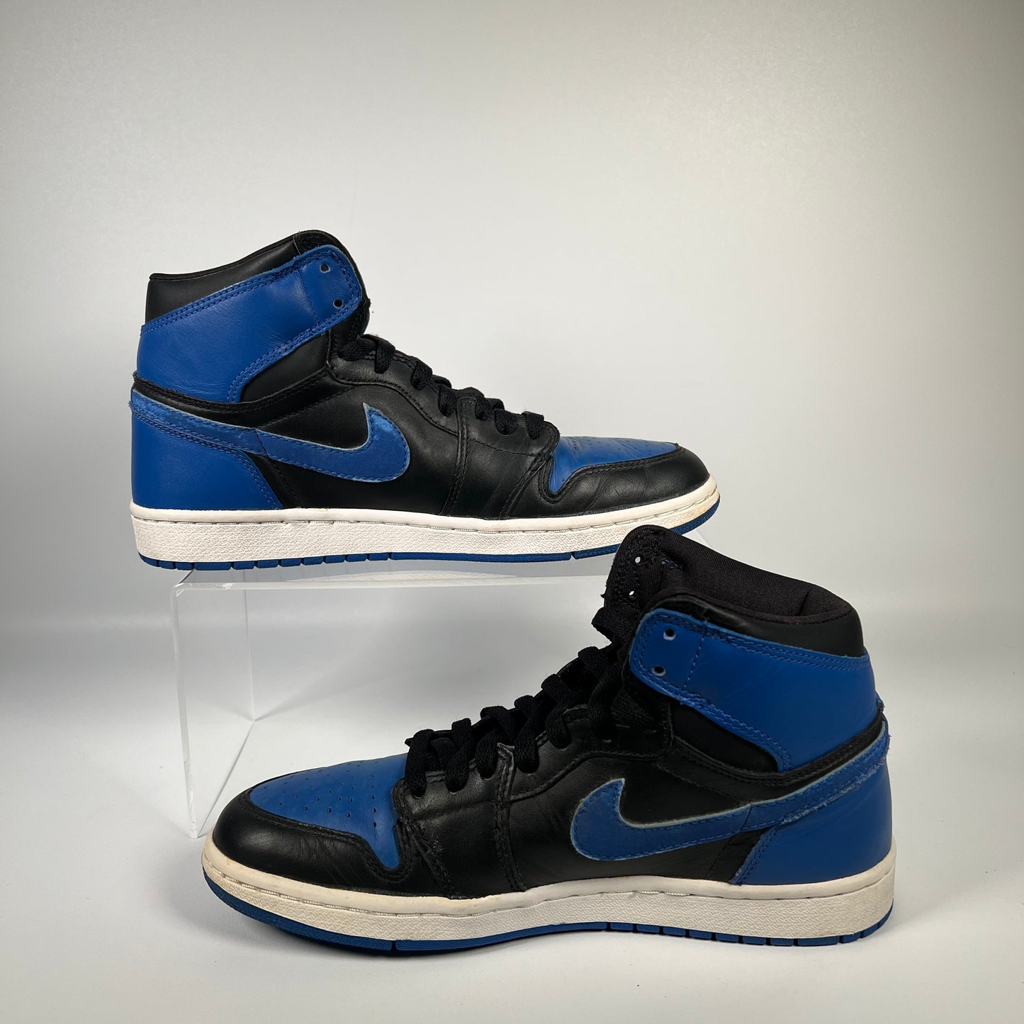 Jordan 1 Royal 2001 Size 8.5 USED s5053