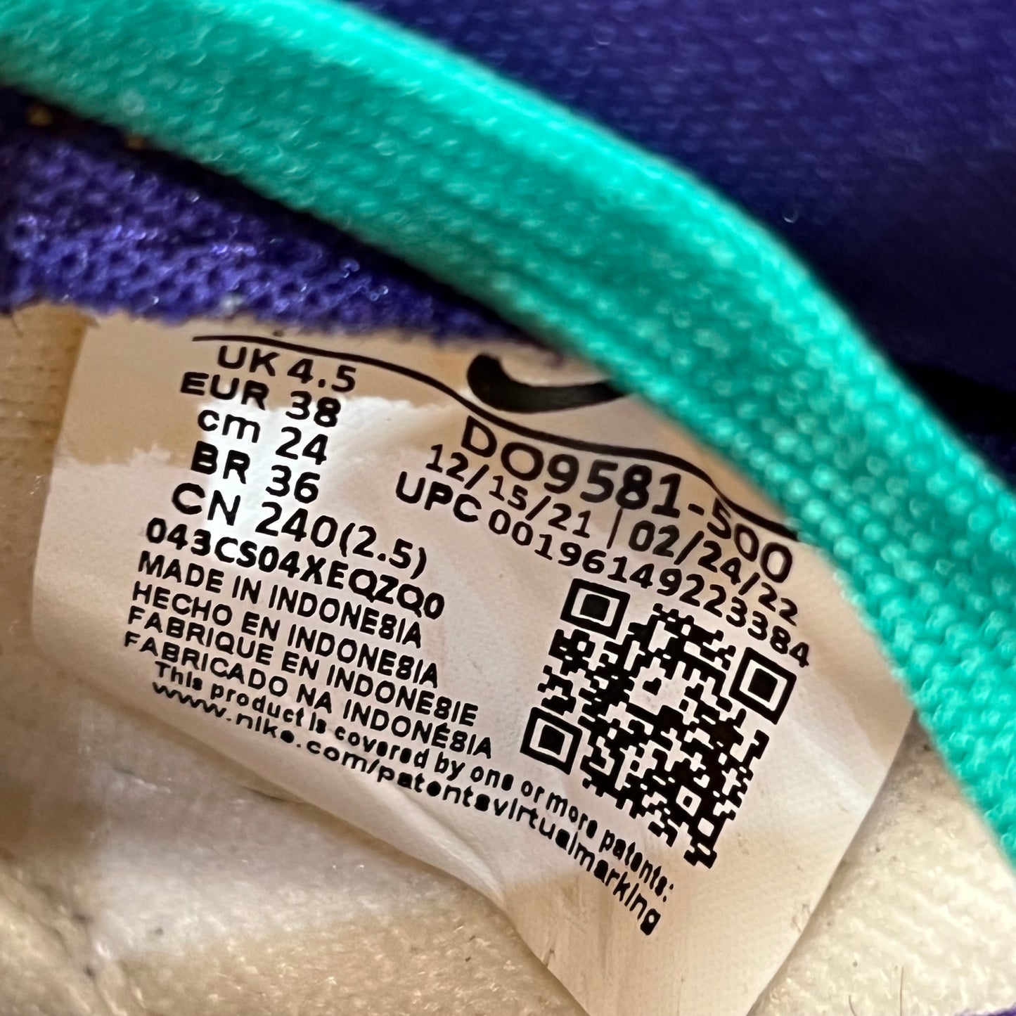 Nike SB Dunk Low Lisa Leslie (2022) Size 5.5m / 7w USED s18890