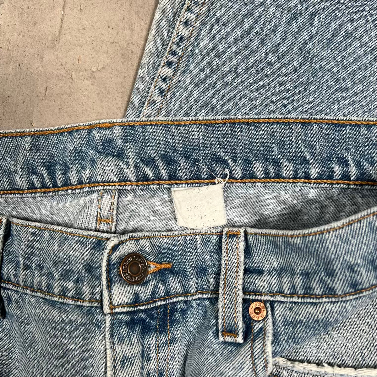 Y2K Levi's 550 Blue Denim Jeans Size 38 USED v20435