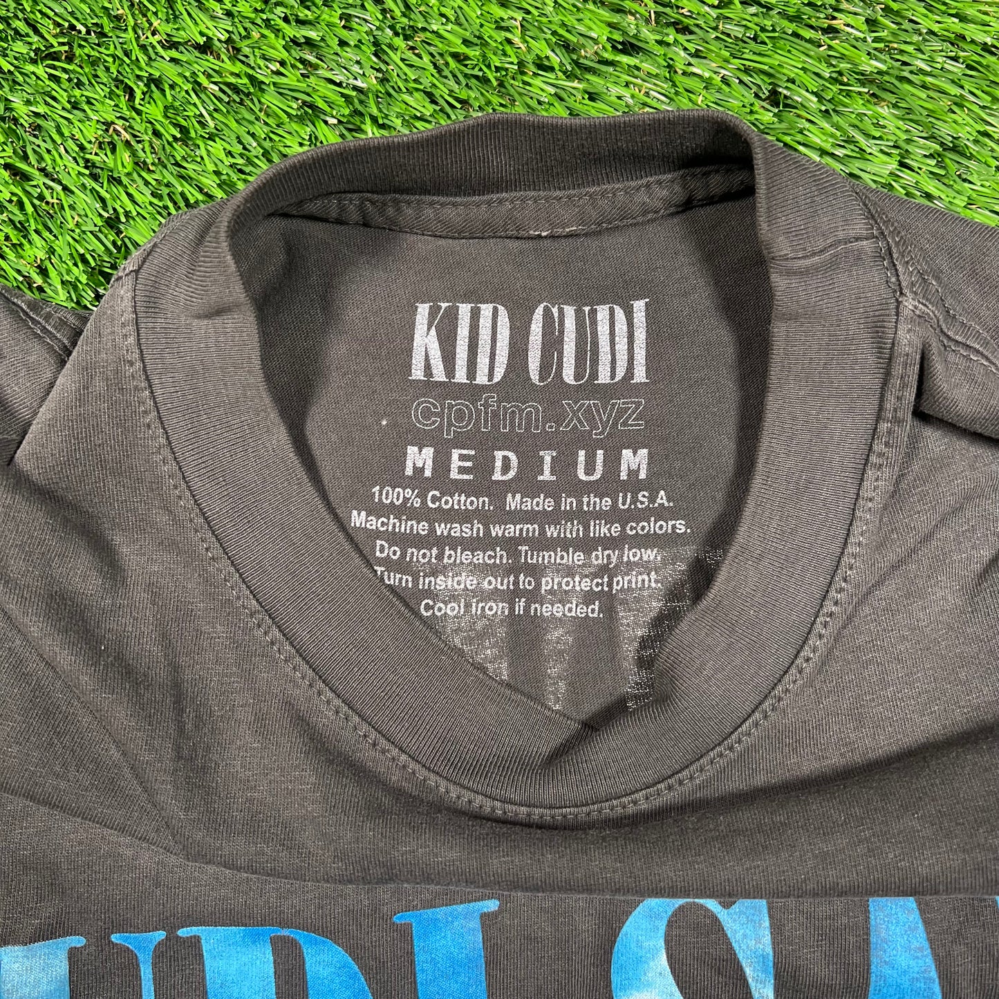 Kid Cudi Batized 2019 Cudi Saves Washed Grey Tee Size Medium USED x16580