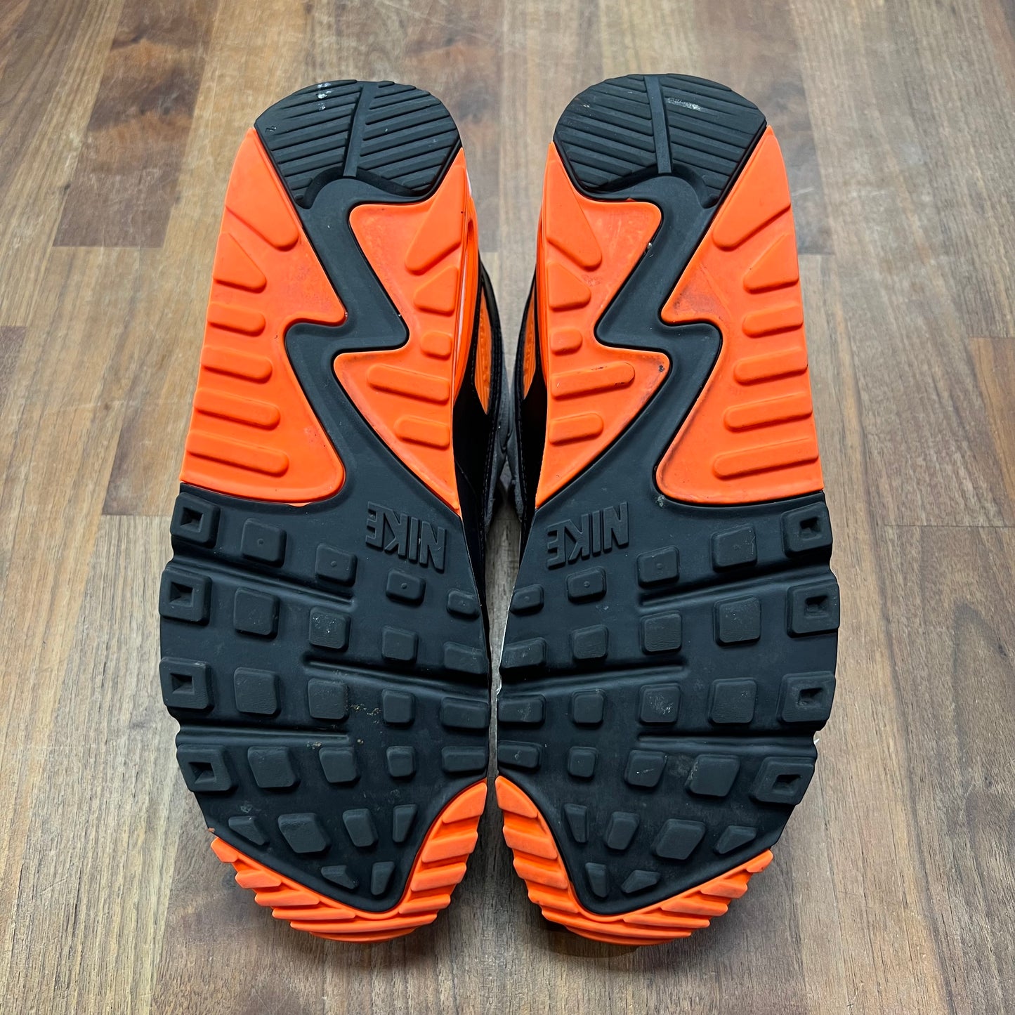 Nike Air Max 90 Recraft Total Orange Size 10 USED s17343