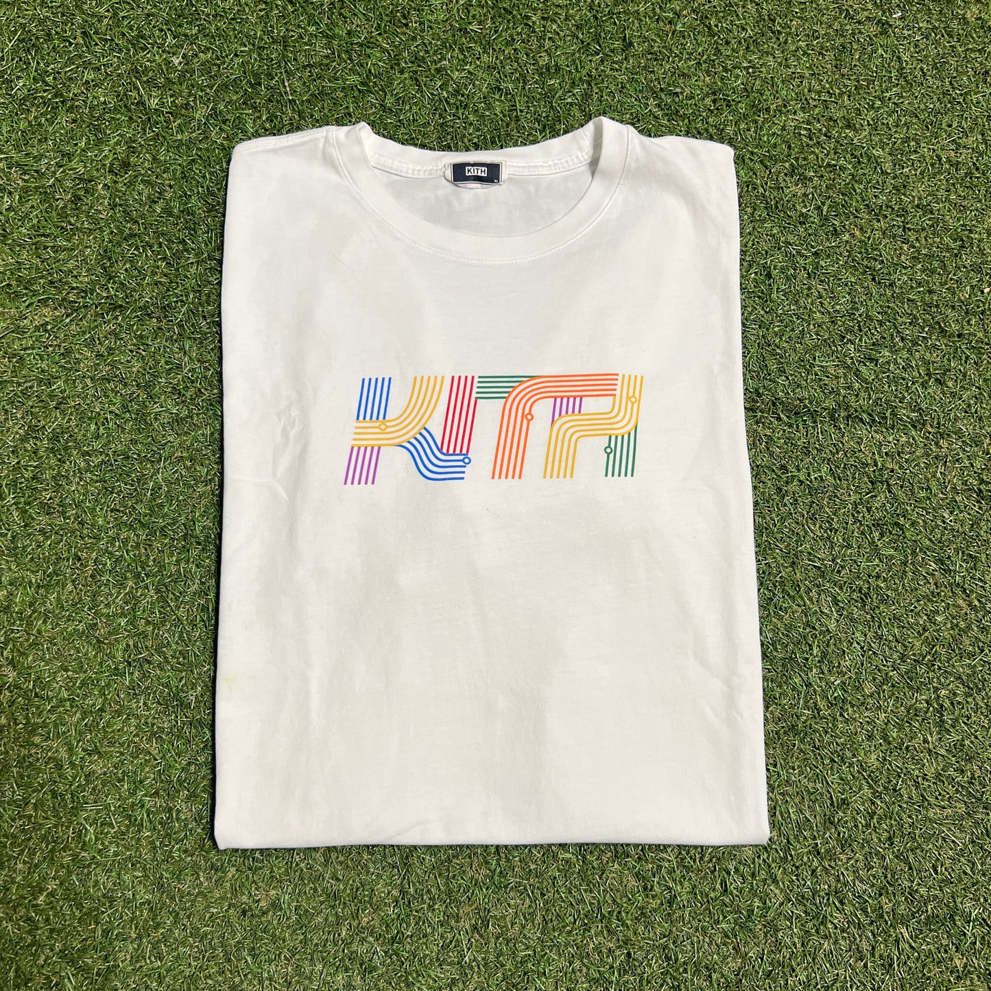 Kith Colorful Transit Logo White Tee Size XL USED x13615