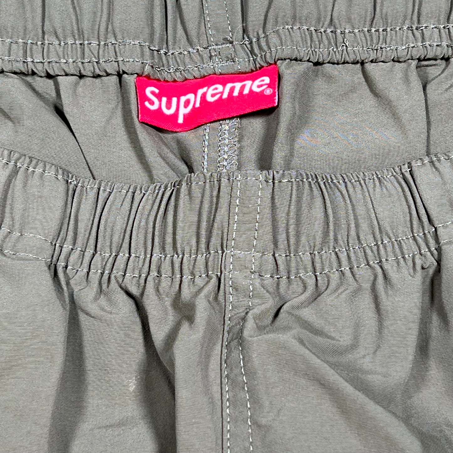 Supreme Warm Up 2021 Olive Green Sweatpants Size Medium USED x14357