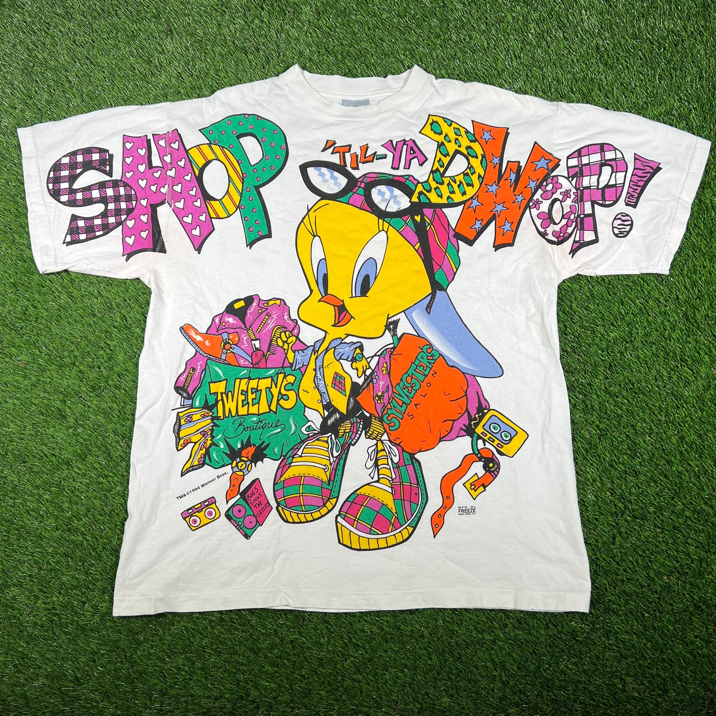 1994 Looney Tunes Tweety Bird Shop Drop AOP White Tee Size XL USED v16893
