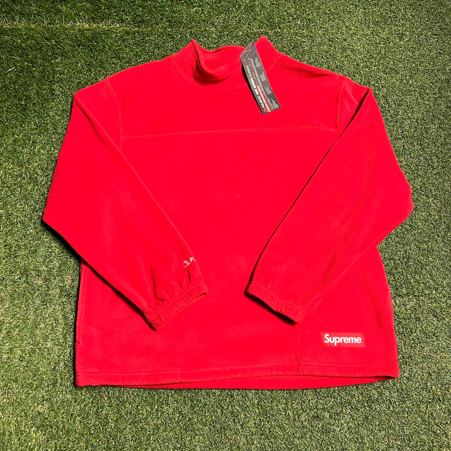 Supreme Polartec Mock Neck Red Fleece Size Large NEW x14049