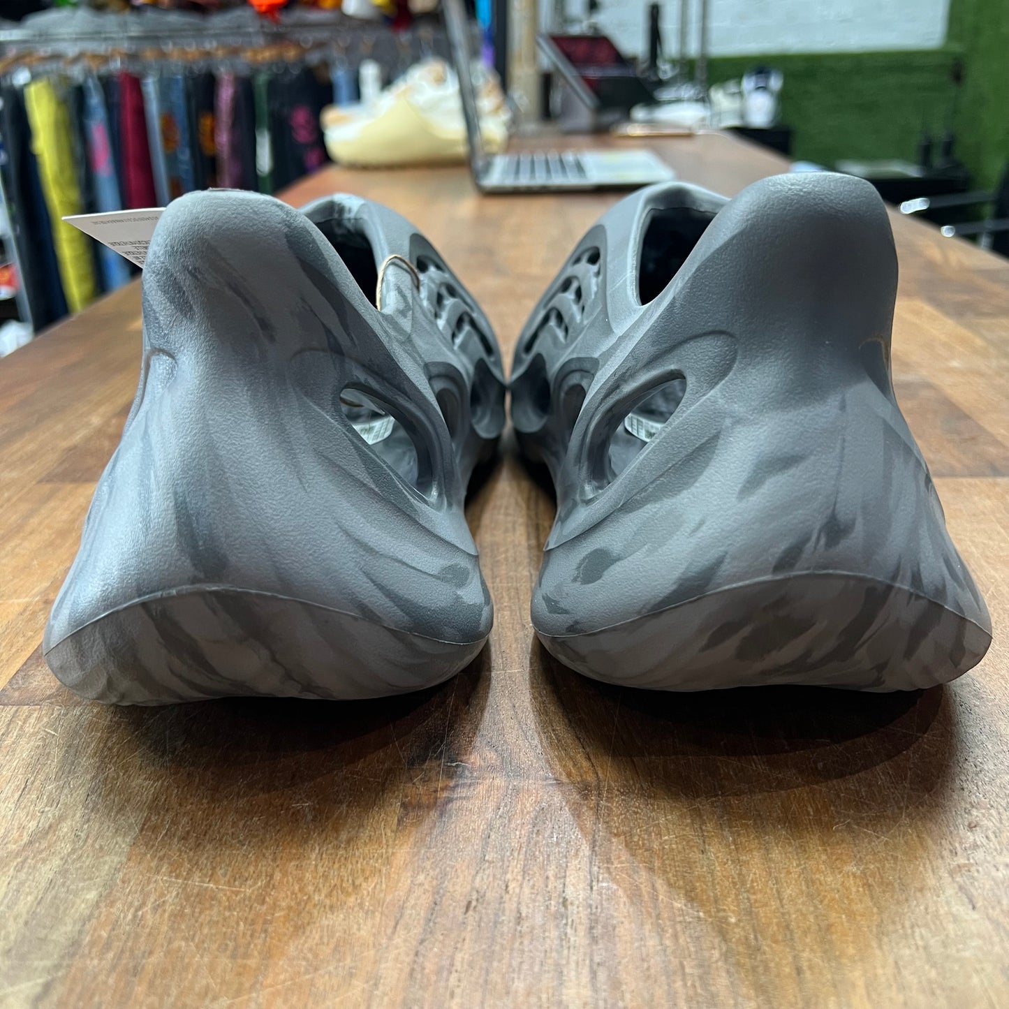 Yeezy Foam Runner MX Granite Size 11 NEW s17285