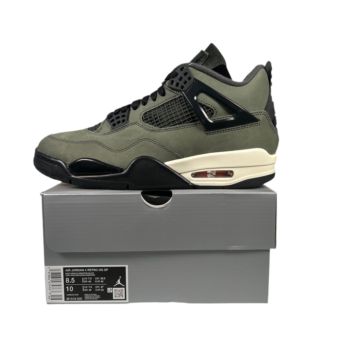 Jordan 4 Undefeated (2025) Size 8.5 NEW s18108