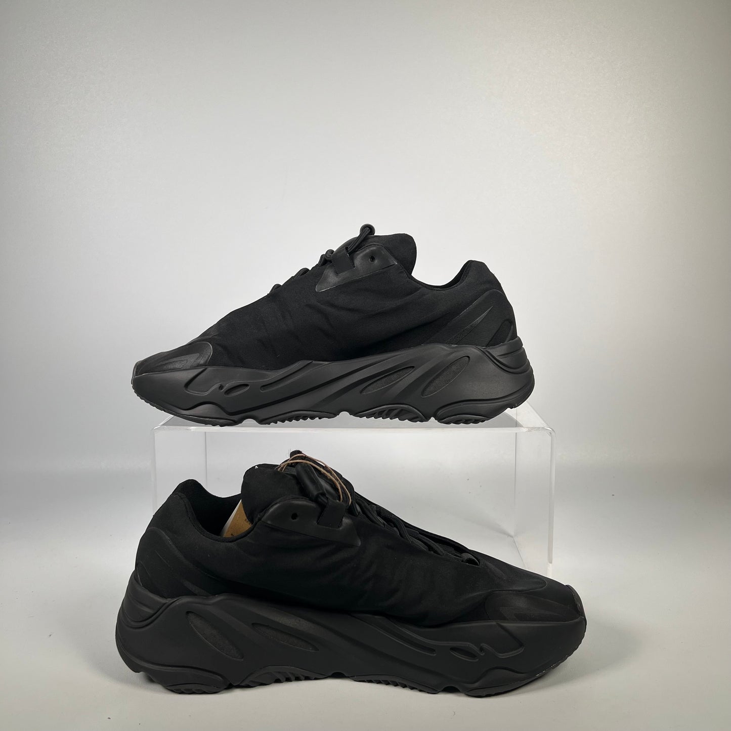 Yeezy 700 Triple Black (2020) Size 6.5 NEW s18664