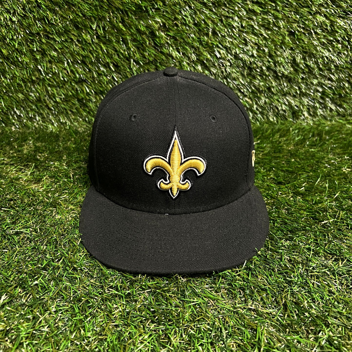 New Era NFL New Orleans Saints Black Hat Size 7 1/2 USED v15984