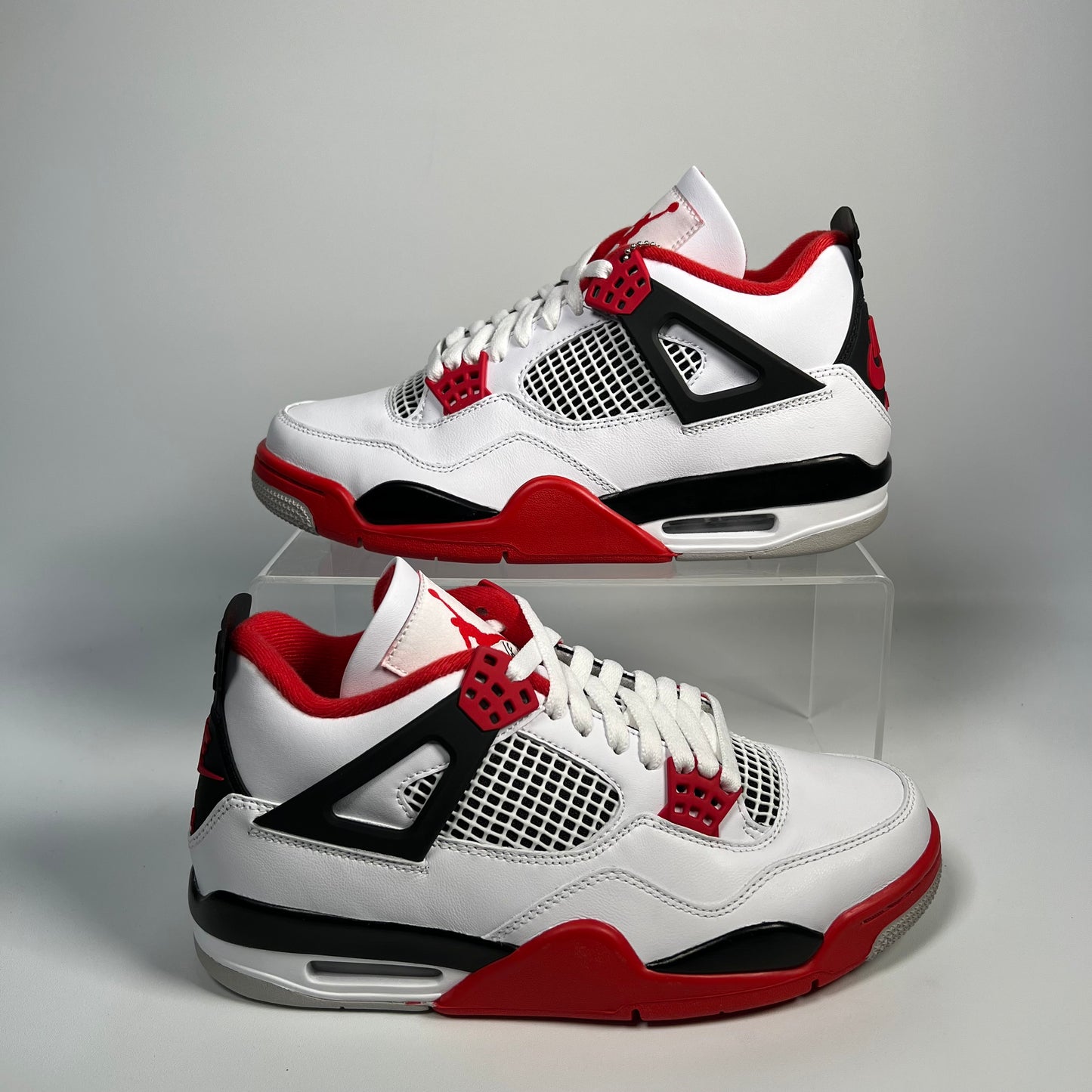 Jordan 4 Fire Red (2020) Size 8 NEW s17718