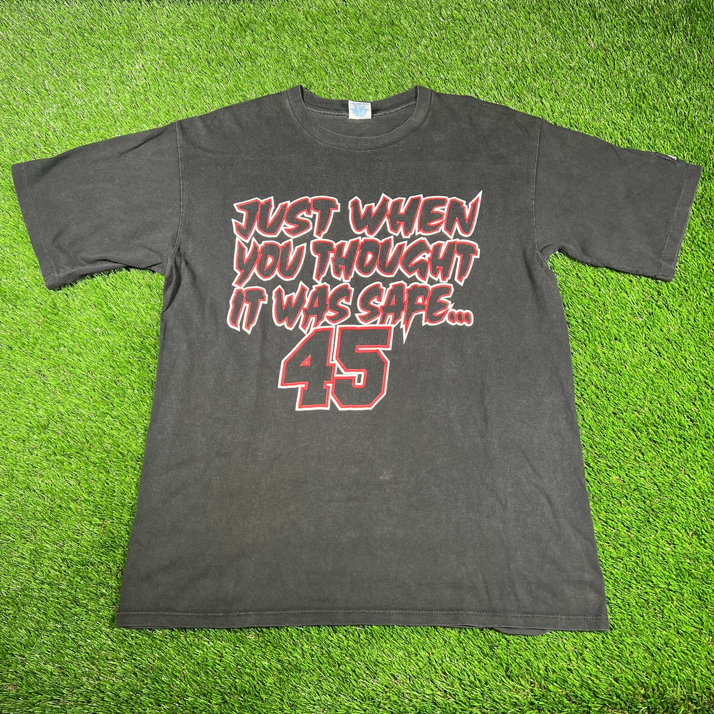 1990s Michael Jordan Hes Back 45 Black Starter Tee Size Large USED v16719