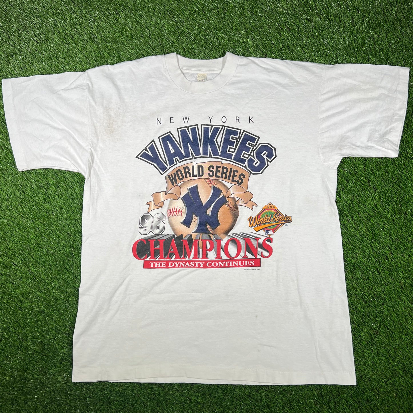 1996 New York Yankees White Championship Tee "The Dyansty Continues" Size XL USED v16993