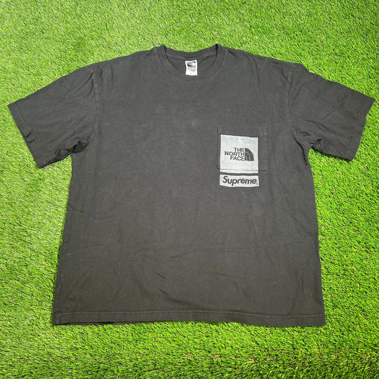 Supreme The North Face Printed Pocket Tee Black Size Medium USED X14282