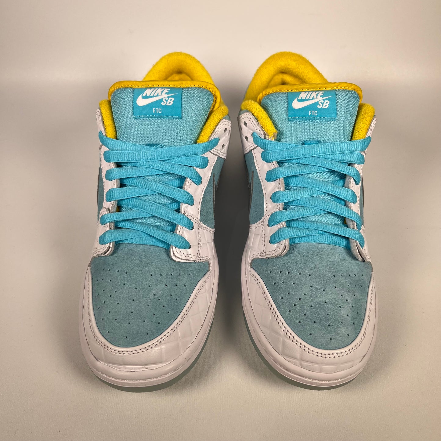 Nike SB Dunk Low FTC Lagoon Pulse (2021) Size 9.5 USED s17962