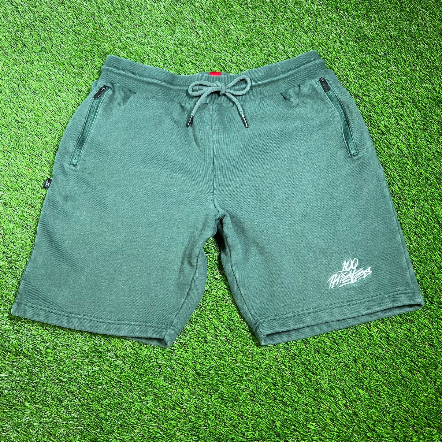 100 Theives Green Sweat Shorts Size Large v16572