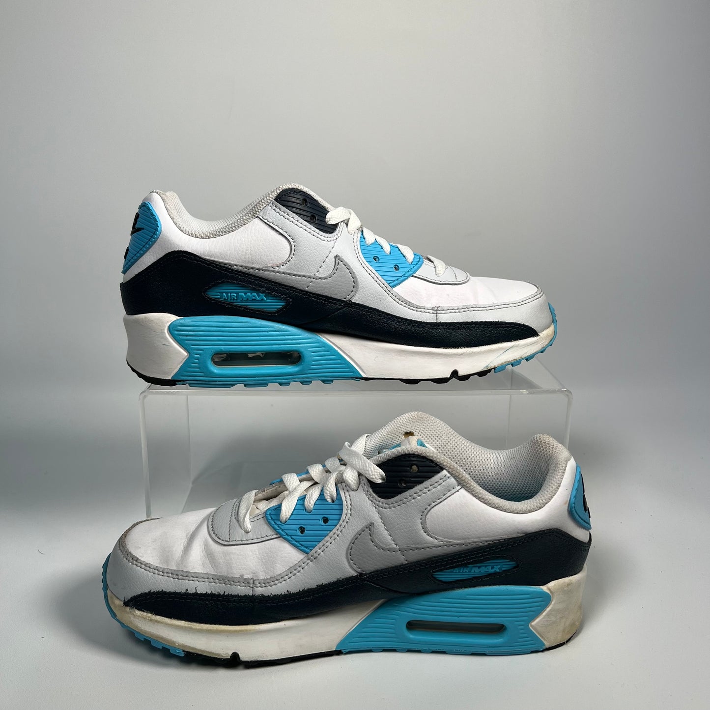 Nike Air Max 90 White Baltic Blue Armory Navy Wolf Grey (2024) Size 6.5y USED s17696