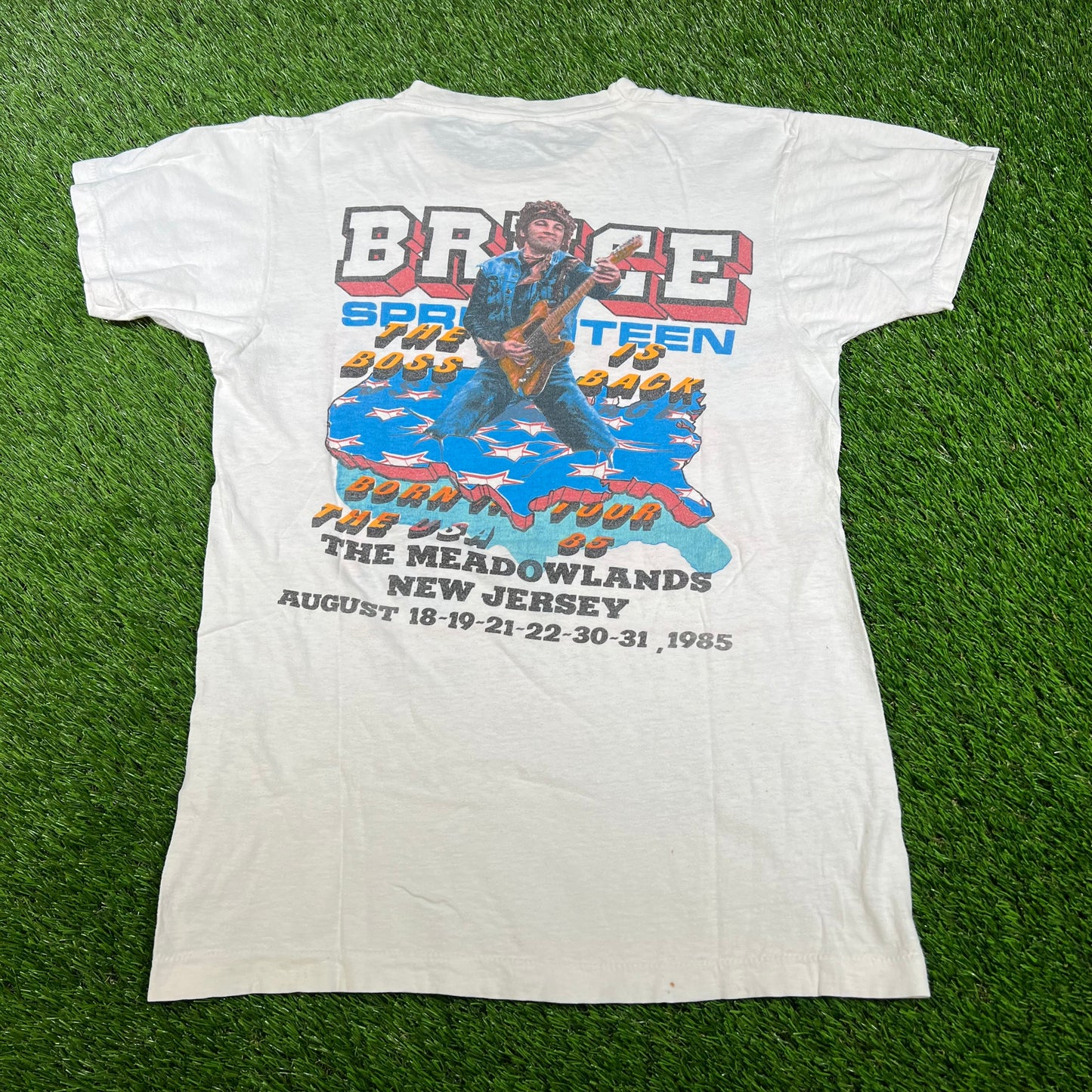 1985 Bruce Springsteen and The E Street Band White Tour Tee Size Medium USED v16596