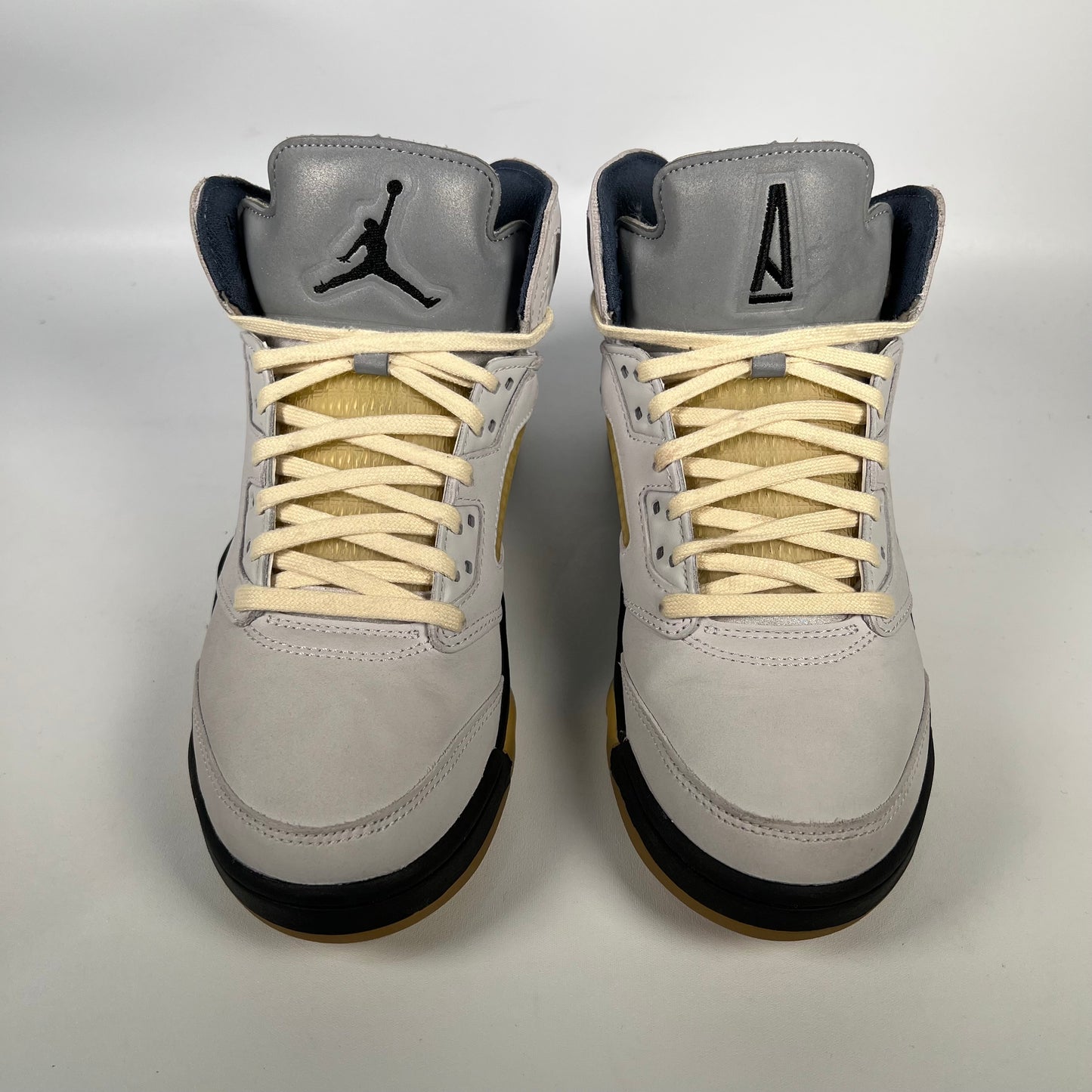 Jordan 5 A Ma Maniere Dawn (2023) Size 7.5M/9W USED S18815