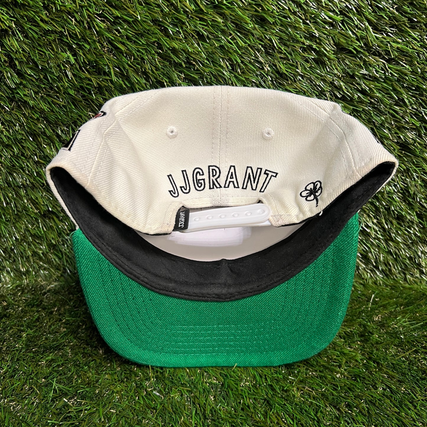 JJGrant Superbowl Green Rim White Hat Size One Size USED v16345