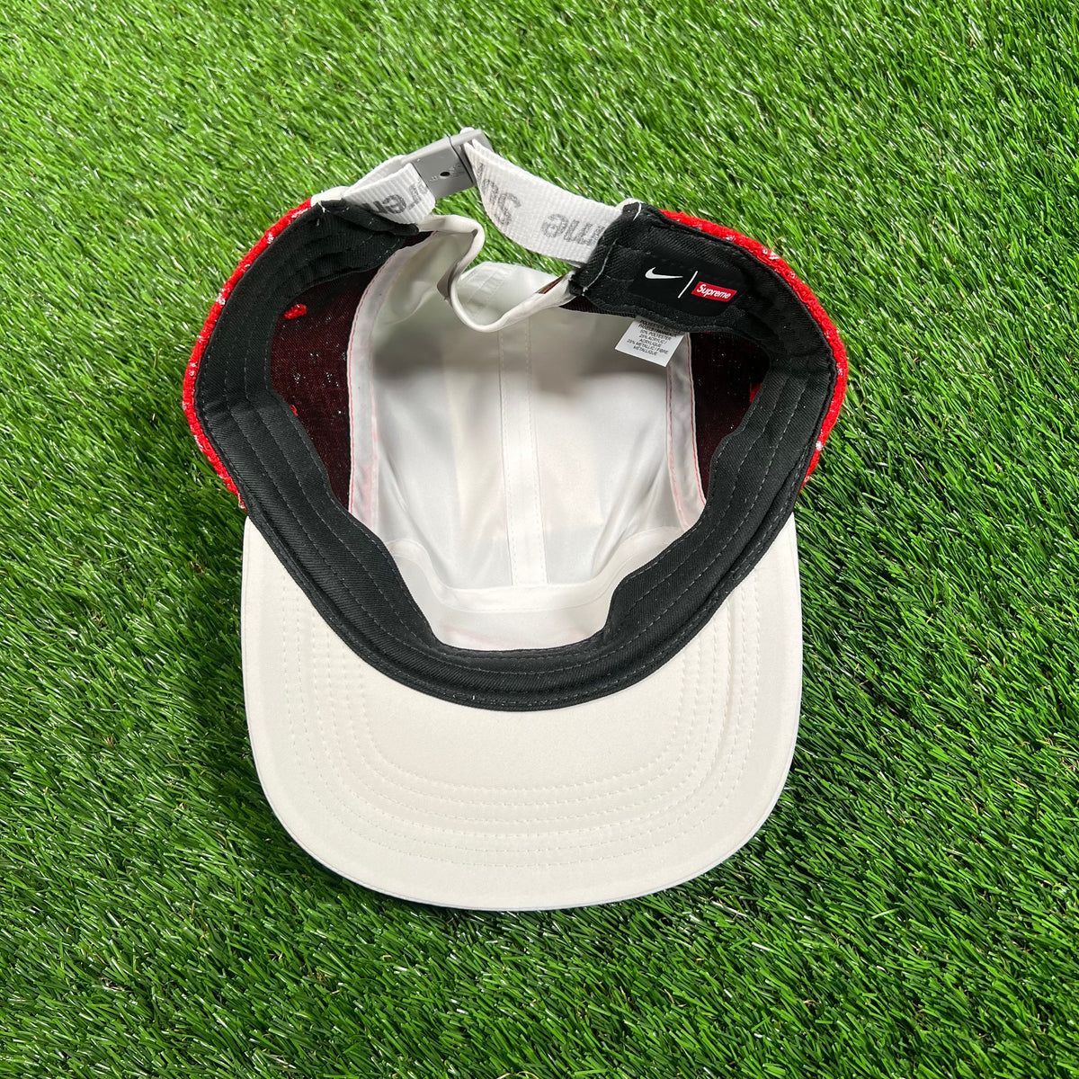 Supreme Nike (2019) Boucle Running Red/White Hat NEW x15742