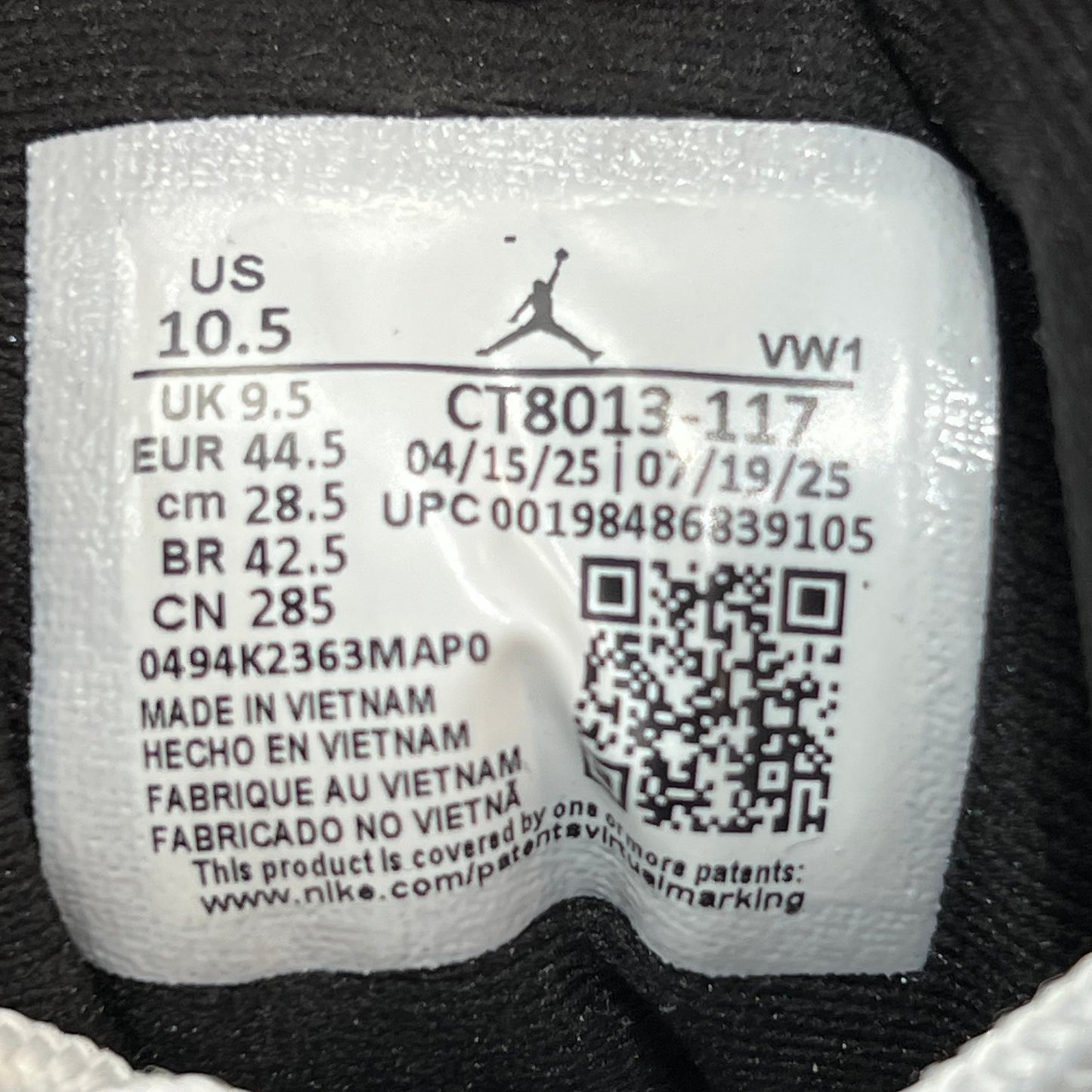 Jordan 12 Taxi (2025) Size 10.5 USED s21014