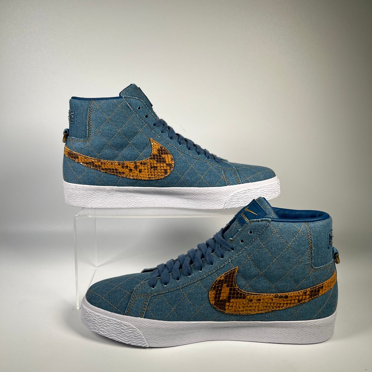 Nike SB Blazer Supreme Denim (2022) Size 9.5 NEW s17963