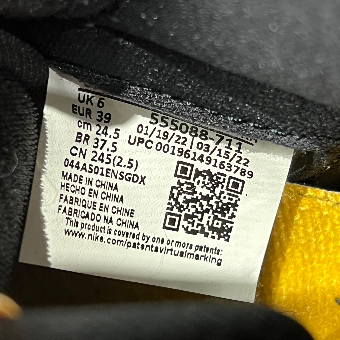 Jordan 1 High Taxi (2022) Size 6.5 USED s18125