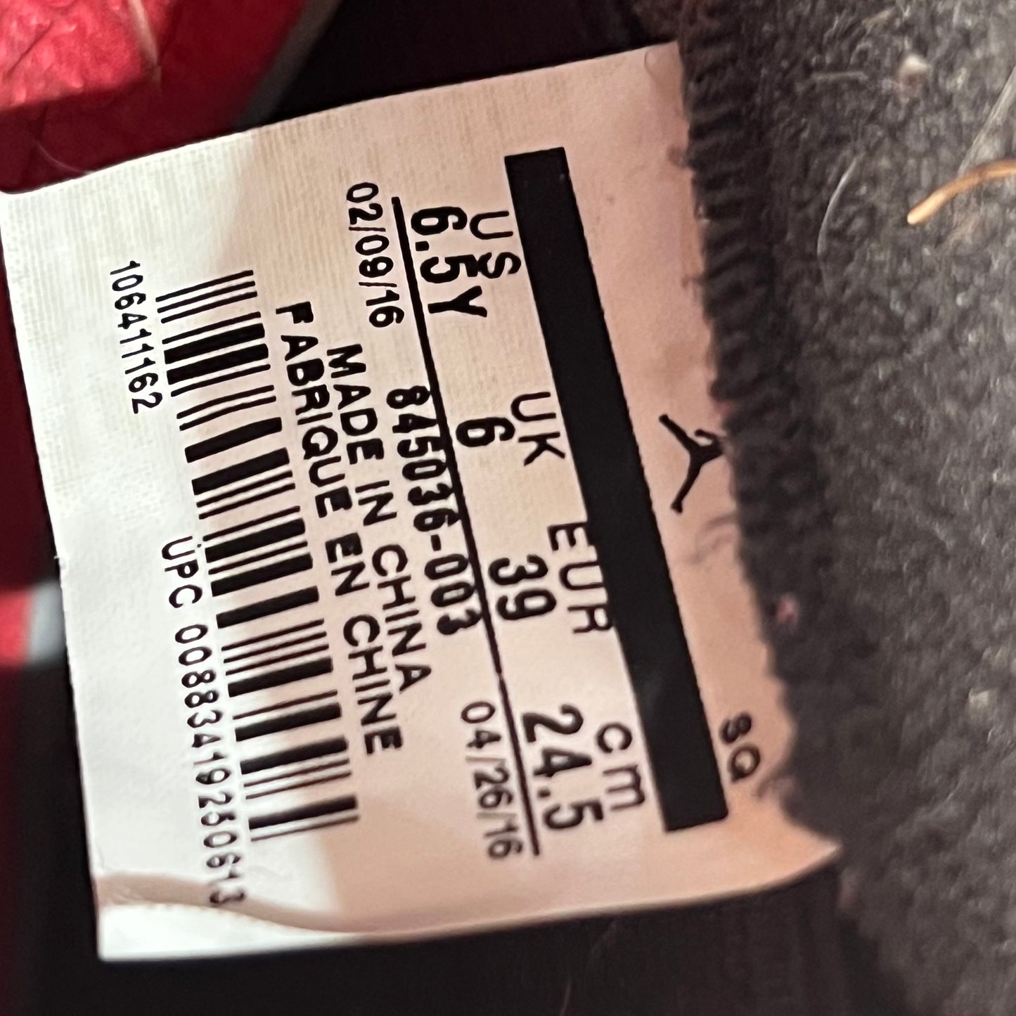 Jordan 5 Black Metallic (2016) Size 6.5y USED s19808