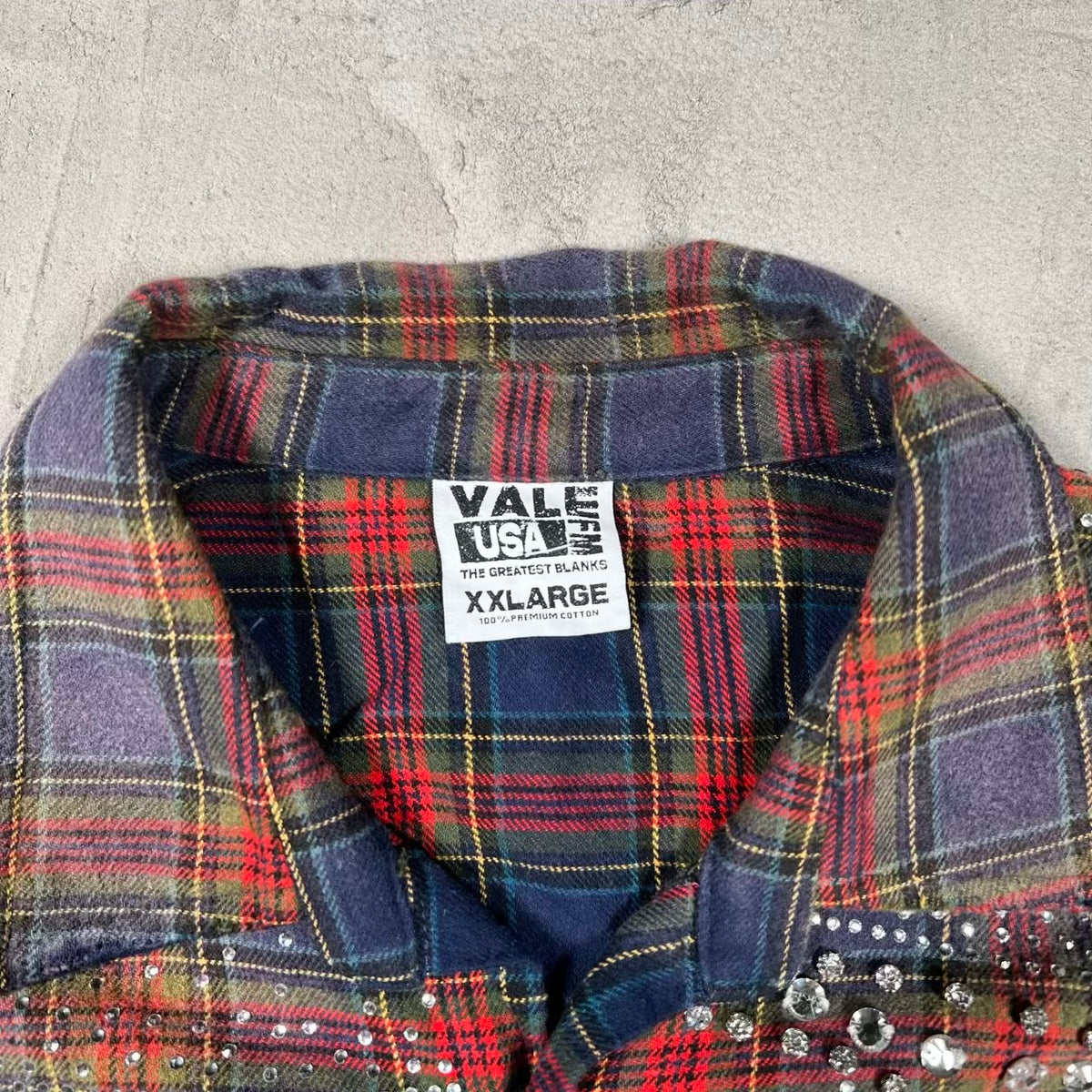 Vale Heavy Rhinestone Flannel Button Up Size XXL USED x18880