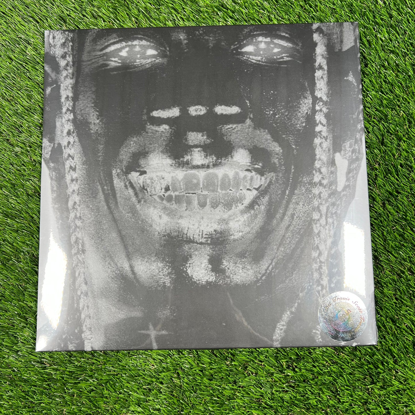 Travis Scott Utopia Vinyl Cover 5 W/ Black Tee Size Medium NEW x14685