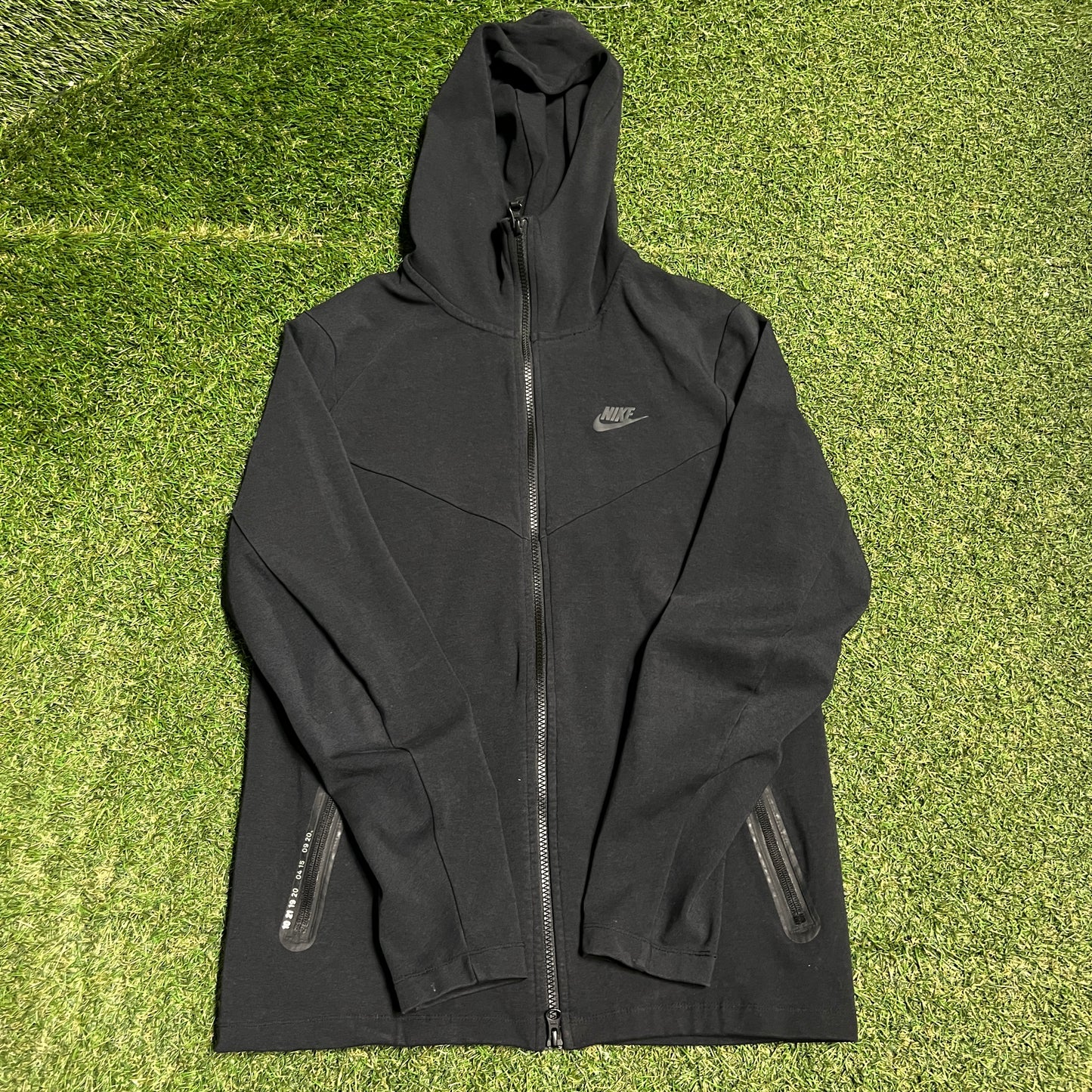 Nike Tech Black Zip Up Hoodie Size Small USED v16333